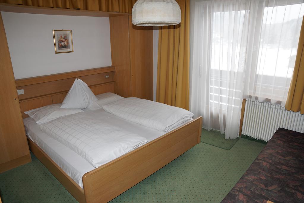 Hotel Mooserhof Sexten Habitación foto